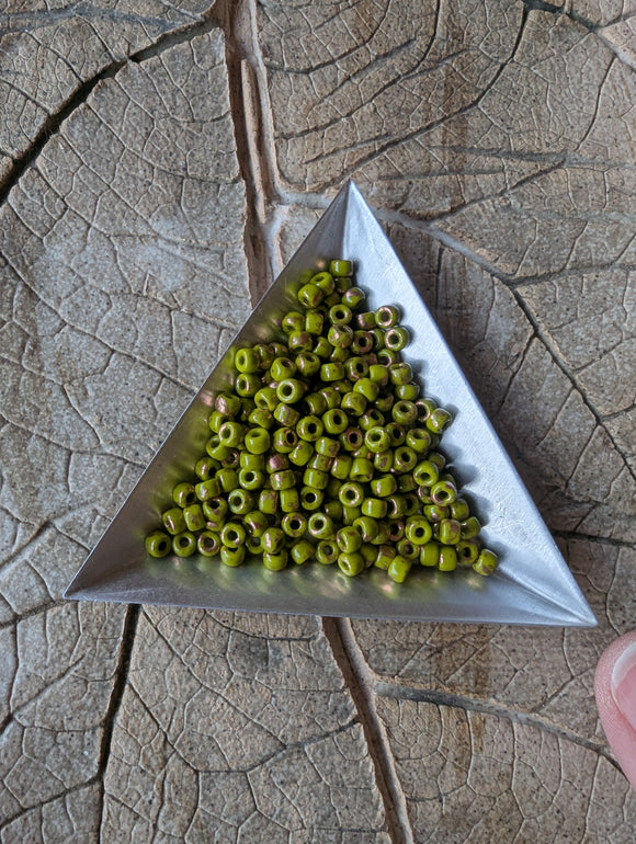 6/0 Olive Matubo /Copper Wash