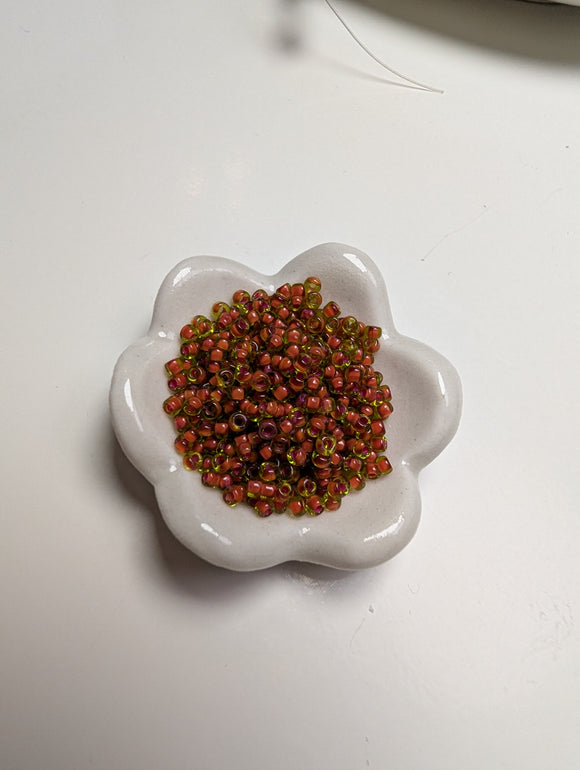 11/0-398A Dk Orange/L Green